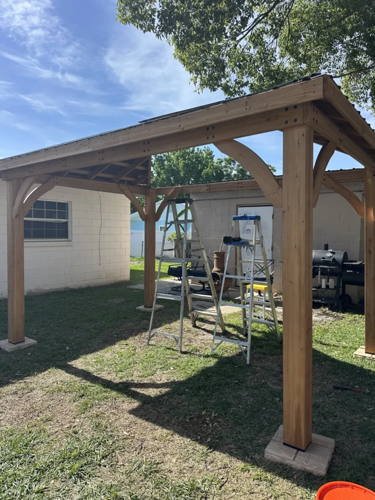 Ocala – Wooden Gazebo – Freestanding Installation