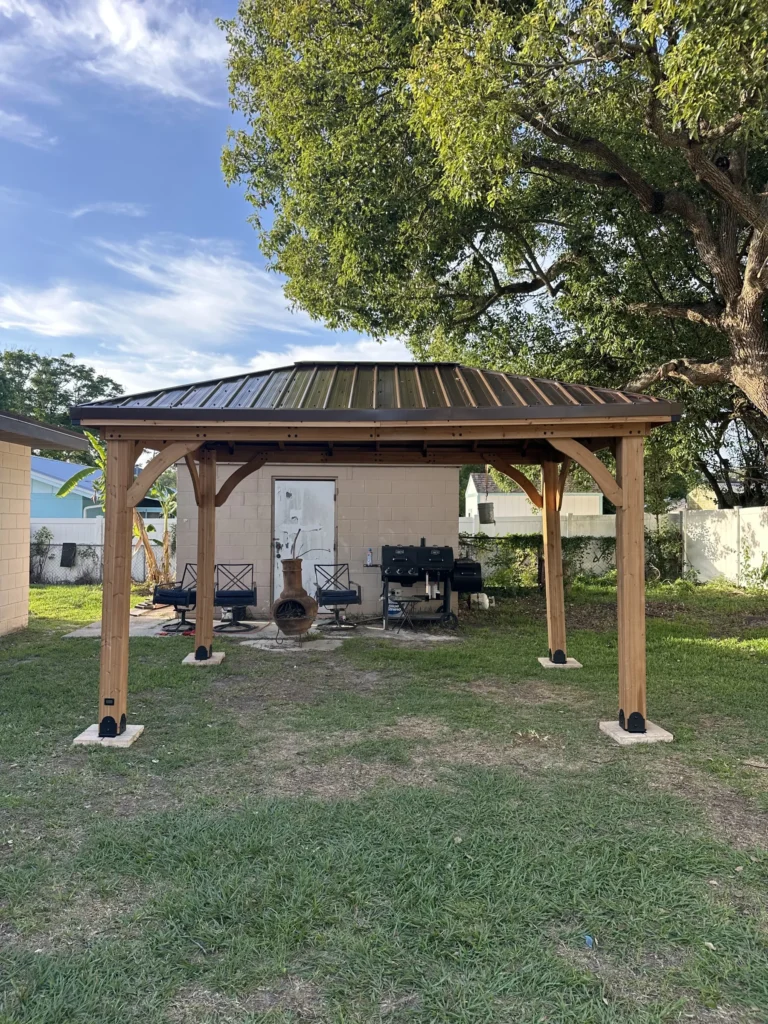 Ocala – Wooden Gazebo – Freestanding Installation