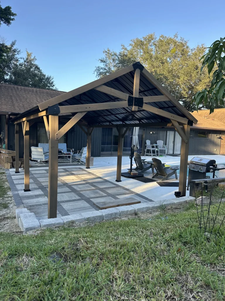 Titusville – Wooden Gazebo – Concrete Base